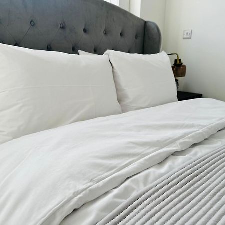 Barnet House Serviced Apartments Dunfermline Extérieur photo