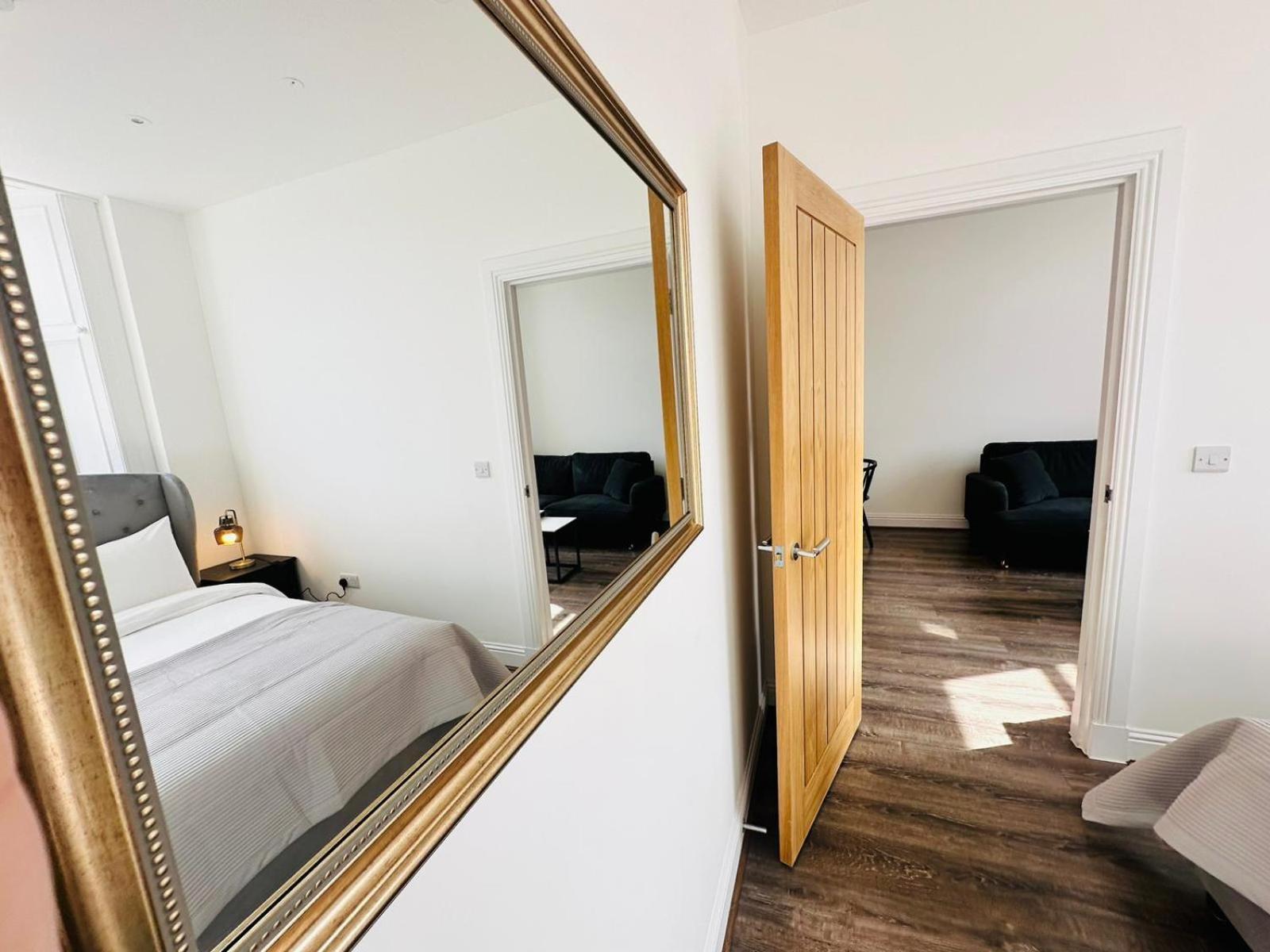 Barnet House Serviced Apartments Dunfermline Extérieur photo