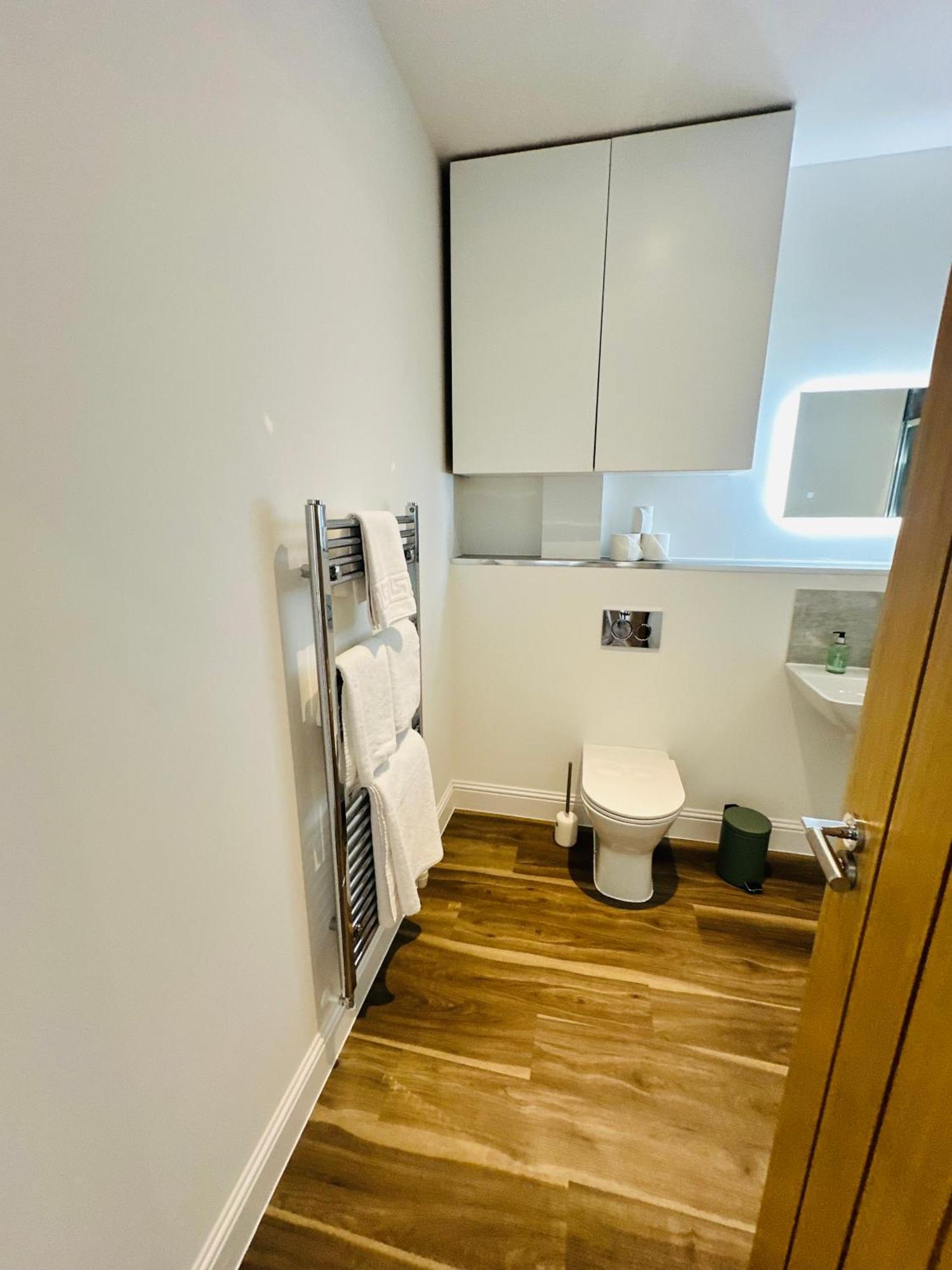 Barnet House Serviced Apartments Dunfermline Extérieur photo