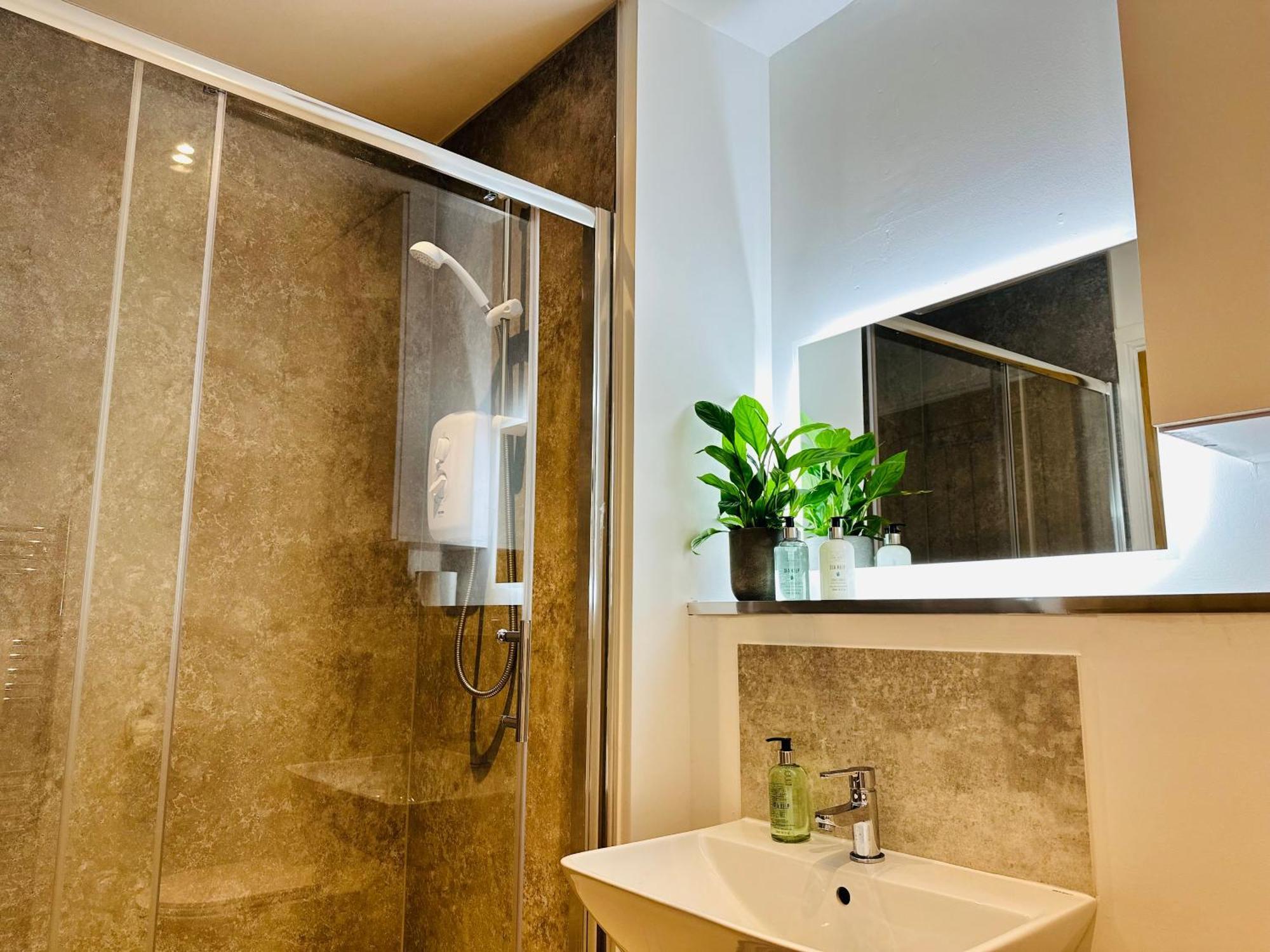 Barnet House Serviced Apartments Dunfermline Extérieur photo