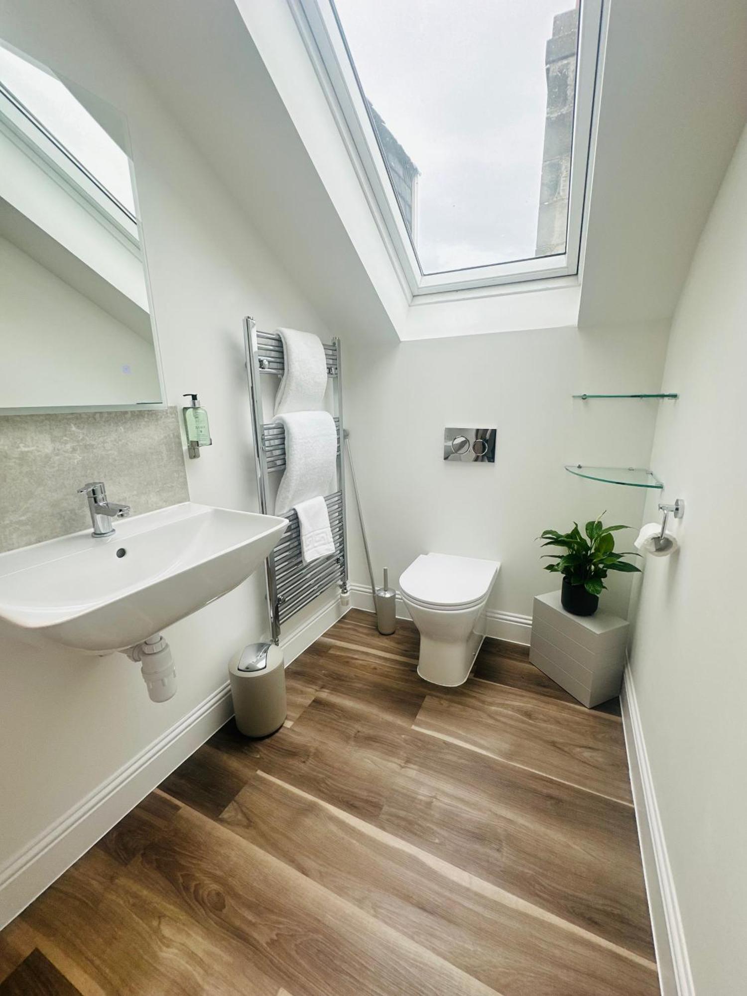 Barnet House Serviced Apartments Dunfermline Extérieur photo