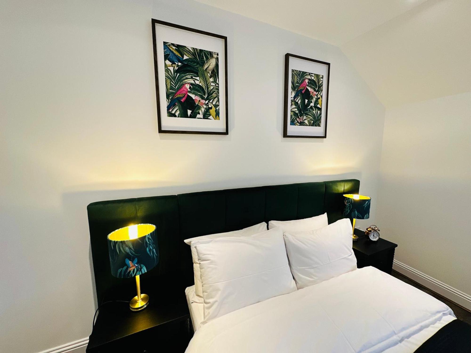 Barnet House Serviced Apartments Dunfermline Extérieur photo