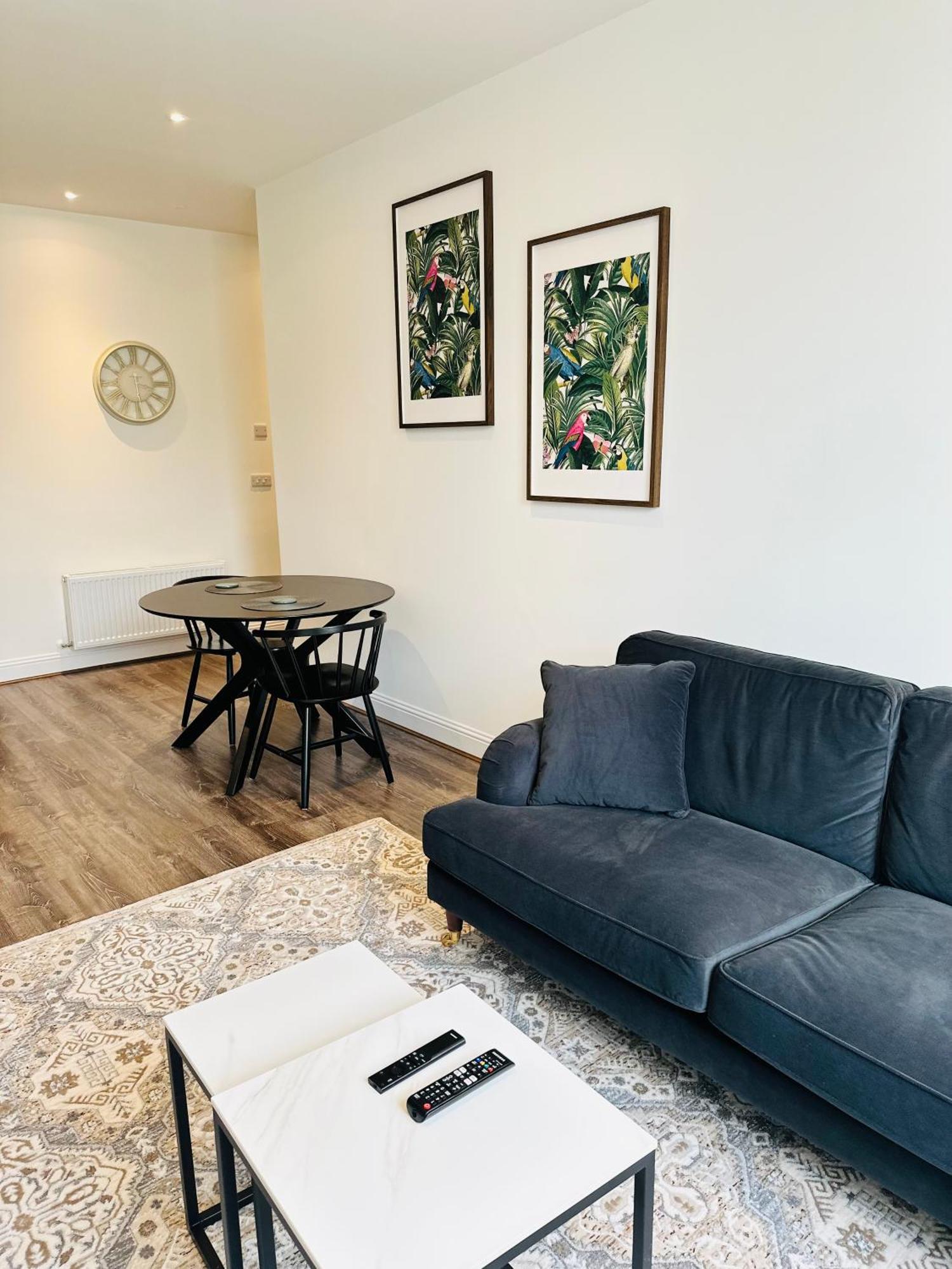 Barnet House Serviced Apartments Dunfermline Extérieur photo